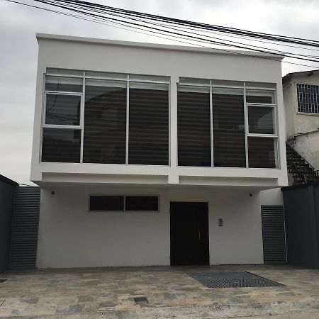 Residencia Bellavista Hotel Guayaquil Luaran gambar